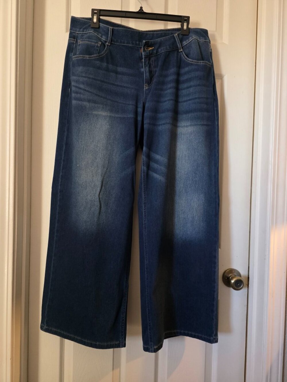 Halara Dark Wash Wide-Leg Jeans — L